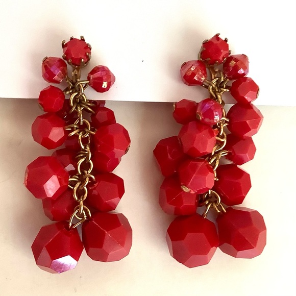 Vintage red  drop clip on earrings - Picture 1 of 3